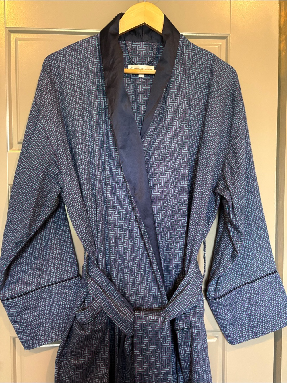 Men's Robe with Purple & Teal Patterned Lining